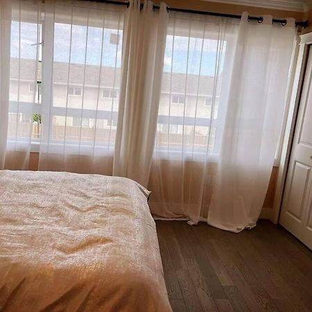 Brand New Luxury 2-Bedroom Townhouse. Дънкан Екстериор снимка